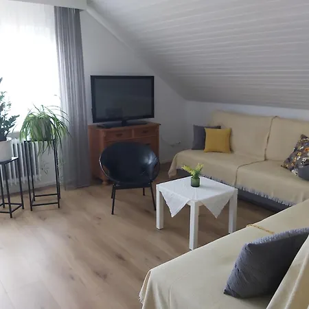 Spandl アパート キルヒハイム・ウンター・テック